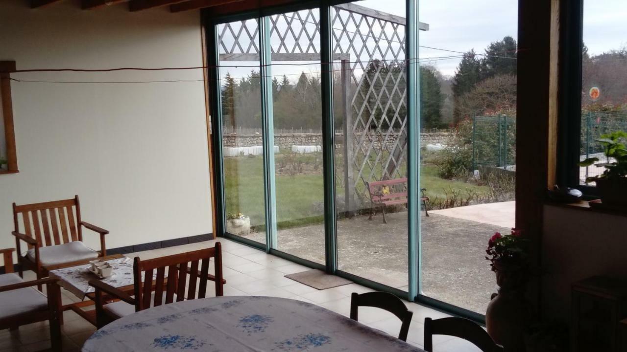 Gite De La Roseraie Louchy-Montfand Exterior foto